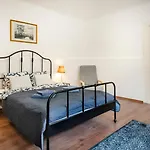 公寓 Simor 59 Spacious Location
