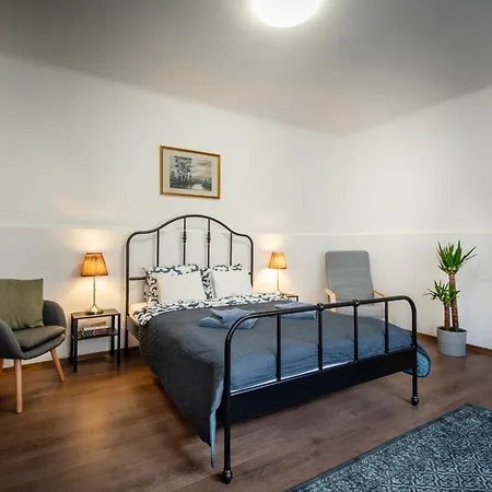 Simor 59 Spacious Location Appartamento Esztergom