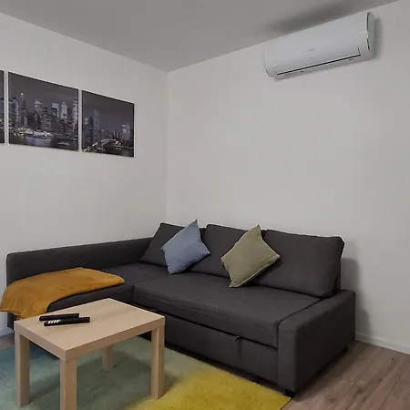 Simor 59 Spacious Location * Esztergom