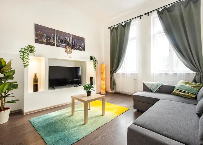 Simor 59 Spacious Location דירה